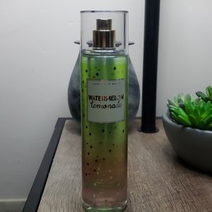 Bath & Body Works watermelon lemonade mist